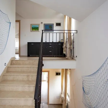 Pistine - With Private Pool For 8 Near 别墅